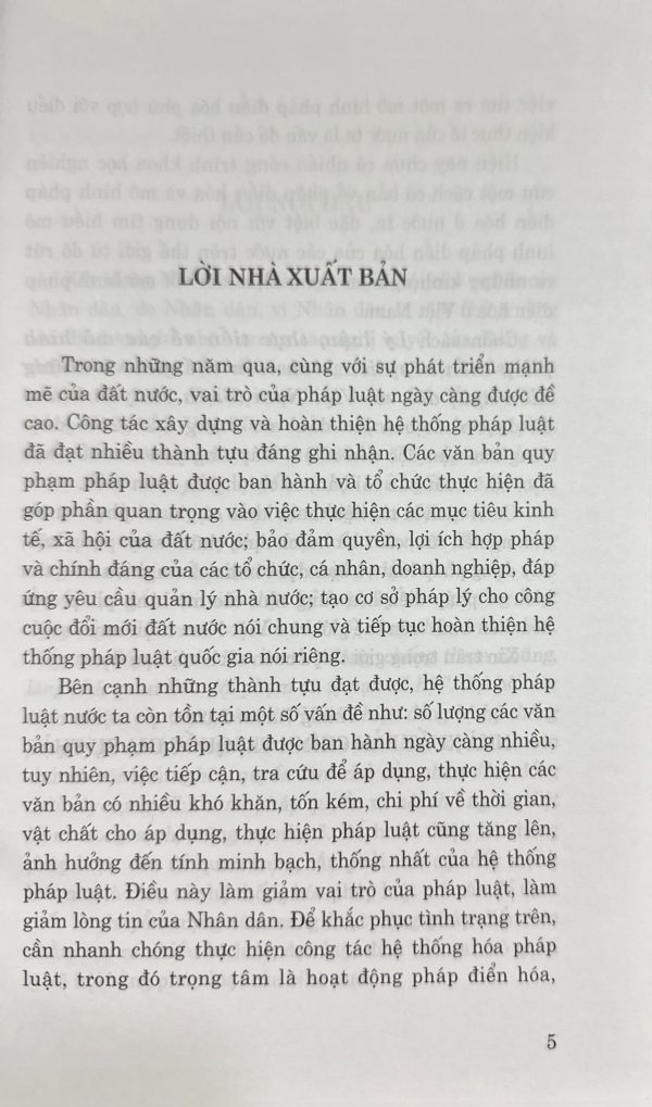 Lý luận, thực tiễn về các mô hình pháp điển hóa điển hình trên thế giới và những kiến nghị đối với Việt Nam (Xuất bản lần hai, có bổ sung)