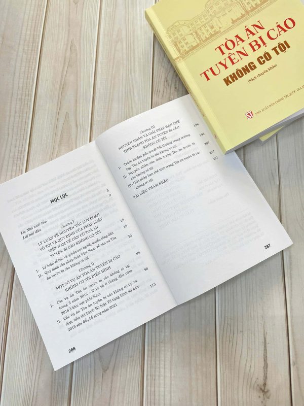 Tòa án tuyên bị cáo không có tội (Sách chuyên khảo)